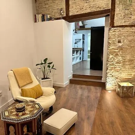 Apartment Recoletos, Casco Historico De