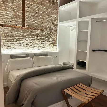 Recoletos, Casco Historico De Apartment